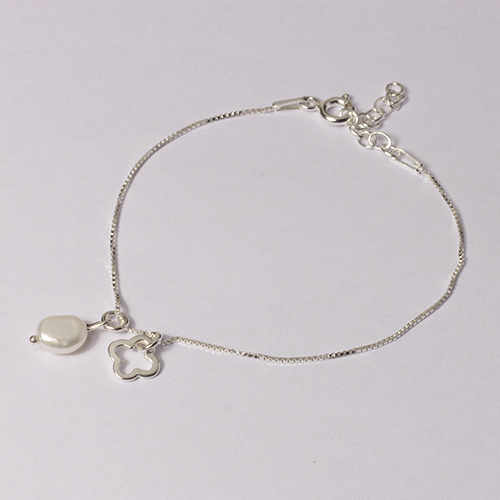 srebrna bransoletka z perłą