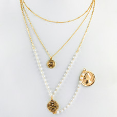 Naszyjnik z monetą i łańcuchem z pereł złoty 44,5cm