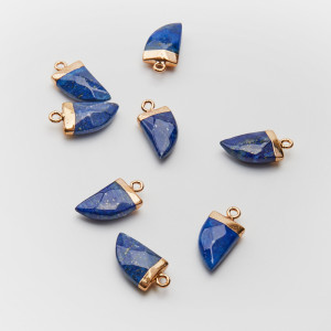 Lapis lazuli kieł w okuciu zawieszka 10,5-16,5mm